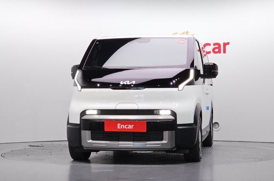 Kia PV5 Passenger 5 Seater Plus — пробег 9 838 км — фото 3 из 5
