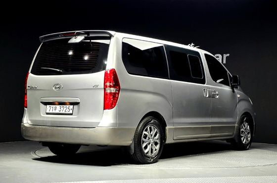 Hyundai Starex 11-Seater Wagon Modern Special — пробег 126 075 км — фото 2 из 5