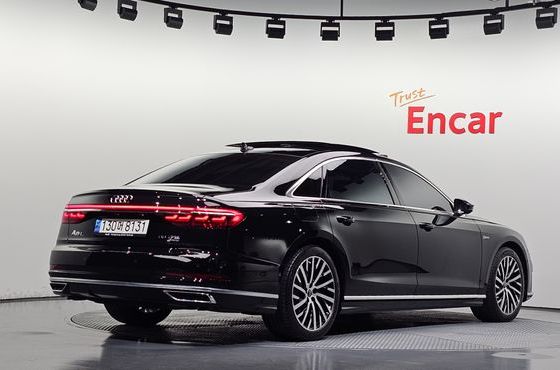 Audi A8 55 TFSI Quattro LWB — пробег 50 767 км — фото 2 из 5