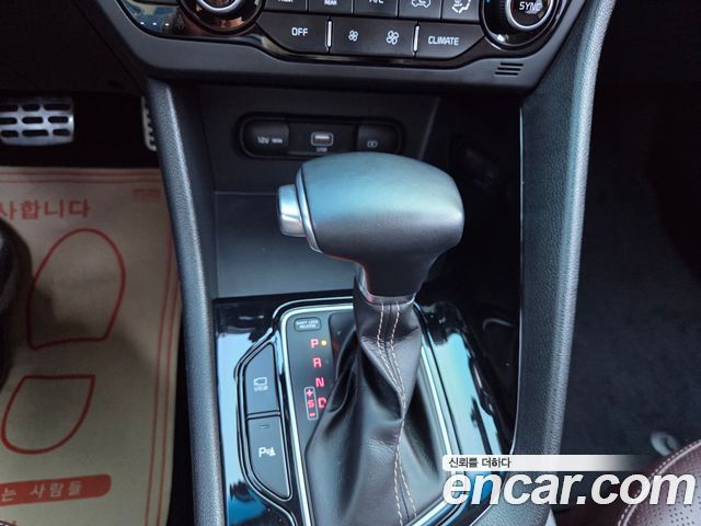 Kia Niro 1.6 HEV Noblesse Special — пробег 98 741 км — фото 4 из 5