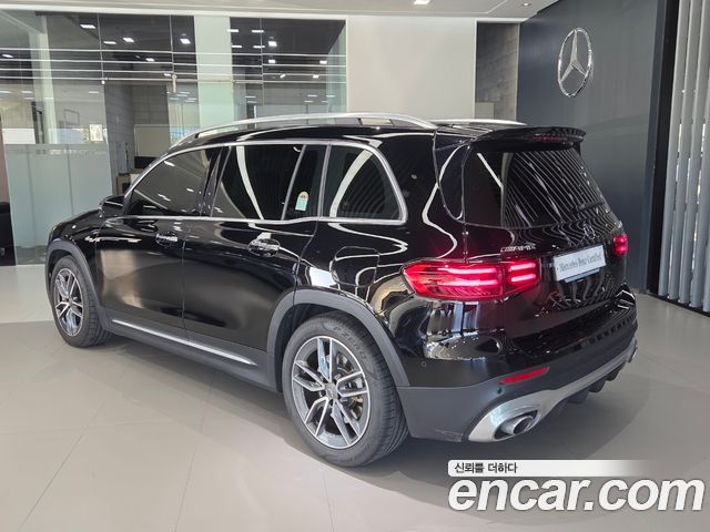 Mercedes-Benz GLB-Class AMG GLB35 4MATIC — пробег 12 205 км — фото 2 из 5