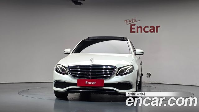 Mercedes-Benz E-Class из Кореи Encar