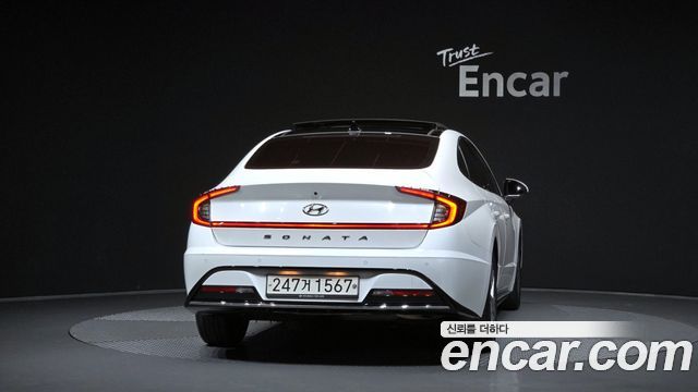 Hyundai Sonata 2.0 Premium Family — пробег 186 525 км — фото 4 из 5