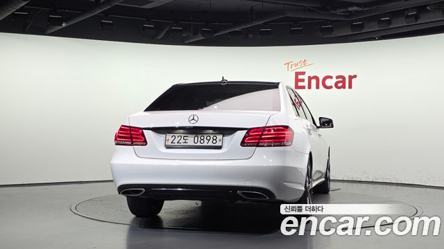 Mercedes-Benz E-Class E220 Bluetec Avantgarde Sport — пробег 155 153 км — фото 4 из 5