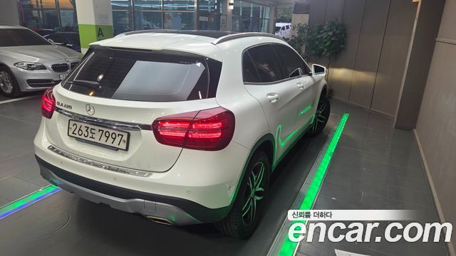 Mercedes-Benz GLA-Class из Кореи Encar
