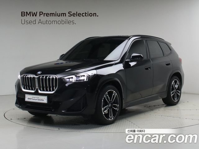 BMW X1 xDrive 20i M Sport — пробег 10 852 км — фото 1 из 5