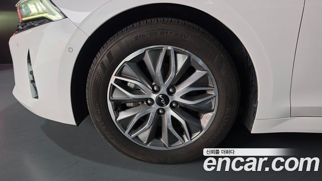 Kia K5 из Кореи Encar