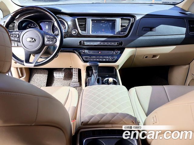Kia Carnival из Кореи Encar