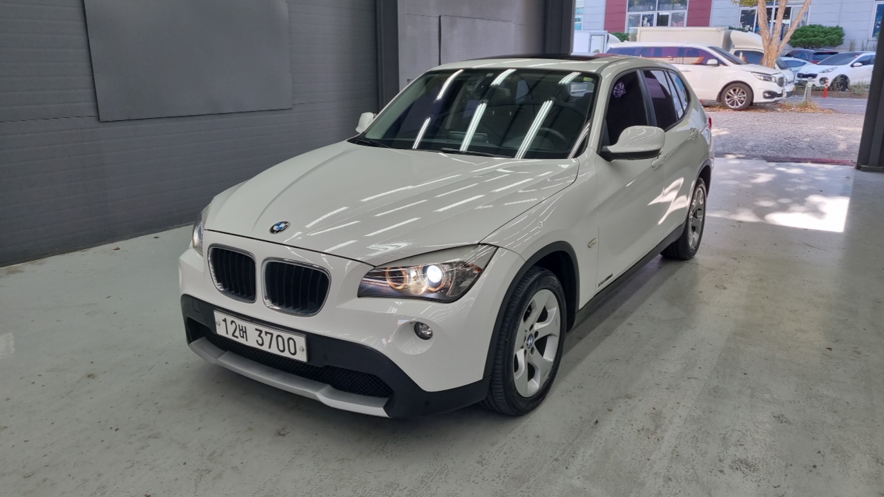 BMW X1 xDrive 20d — пробег 79 095 км — фото 1 из 5