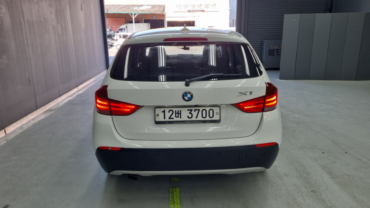 BMW X1 xDrive 20d — пробег 79 095 км — фото 4 из 5