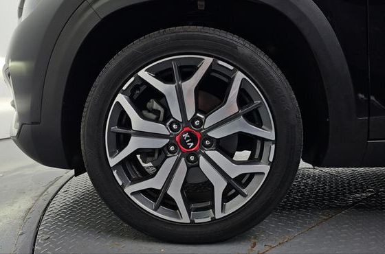 Kia Seltos Gasoline 1.6 Turbo 2WD Signature — пробег 45 005 км — фото 5 из 5