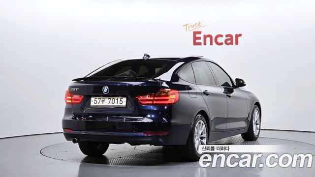 BMW Gran Turismo GT 320d — пробег 151 887 км — фото 2 из 5