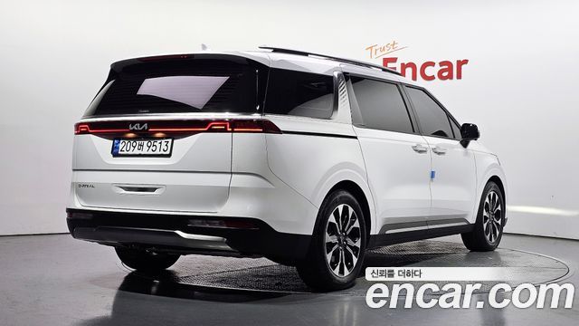 Kia Carnival Diesel 9-Seater Signature — пробег 73 177 км — фото 2 из 5