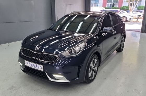 Kia Niro Noblesse — пробег 102 042 км — фото 3 из 5
