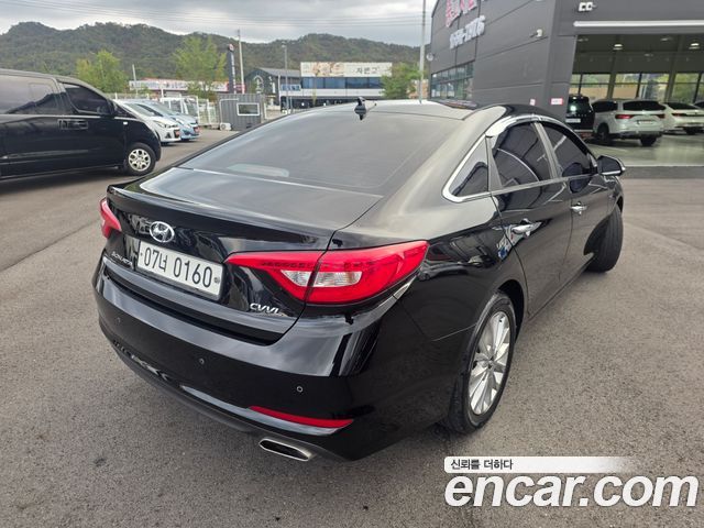 Hyundai Sonata 2.0 Care+ — пробег 112 800 км — фото 2 из 5