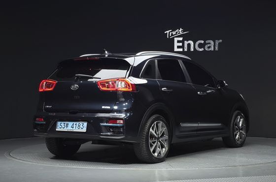 Kia Niro Noblesse — пробег 187 563 км — фото 2 из 5
