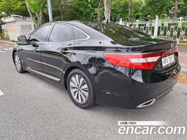 Hyundai Grandeur Premium — пробег 192 472 км — фото 3 из 5