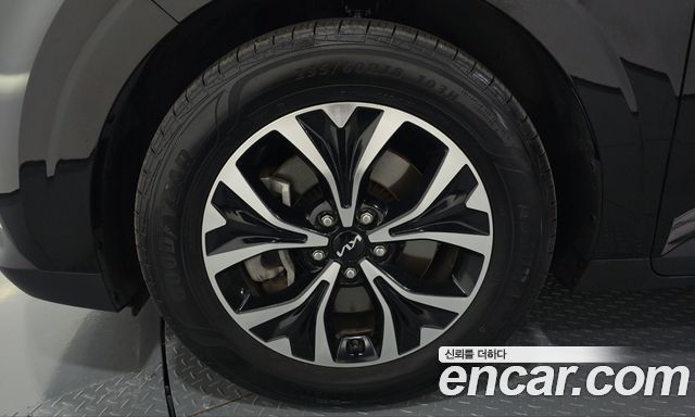 Kia Carnival Diesel 9-Seater Noblesse — пробег 87 119 км — фото 5 из 5