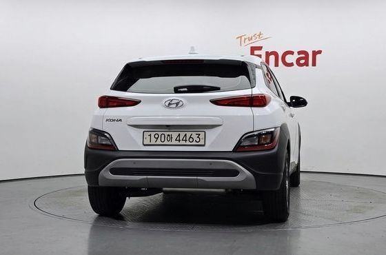 Hyundai Kona Smart — пробег 13 950 км — фото 4 из 5
