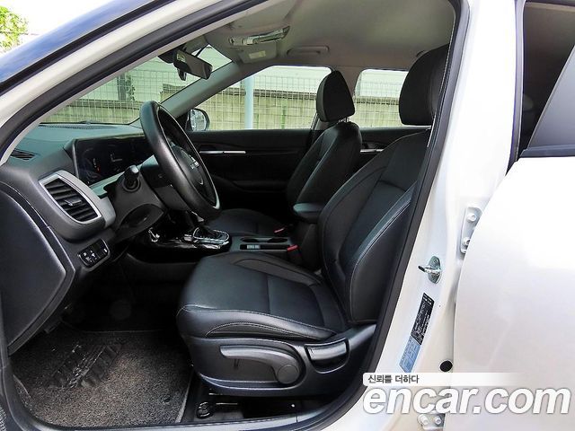 Kia Seltos из Кореи Encar
