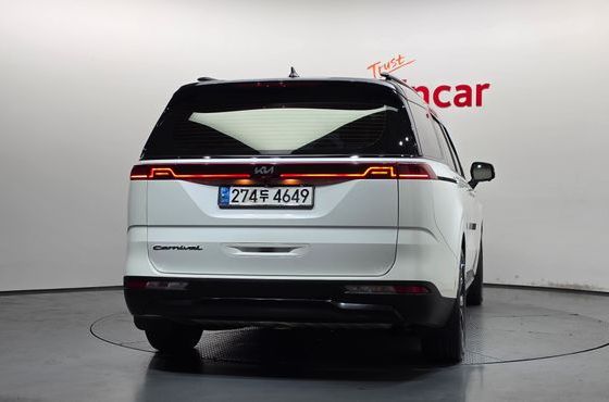 Kia Carnival Diesel 9-Seater Signature — пробег 29 385 км — фото 4 из 5