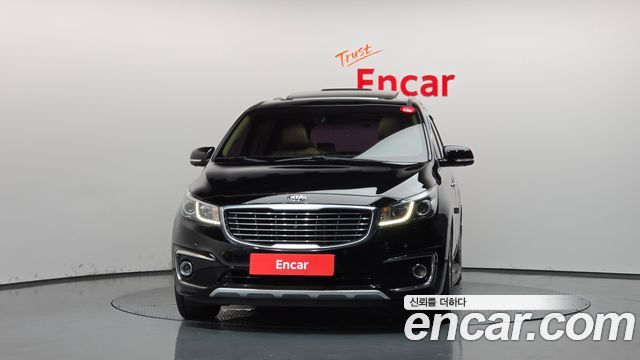 Kia Carnival 9-seater Noblesse — пробег 57 108 км — фото 3 из 5