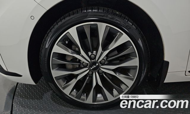 Kia K8 из Кореи Encar