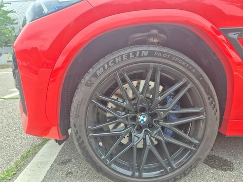 BMW X6M 4.4 Competition First Edition — пробег 10 000 км — фото 4 из 5