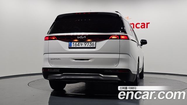 Kia Carnival Diesel 9-Seater Signature — пробег 135 753 км — фото 4 из 5