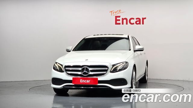 Mercedes-Benz E-Class из Кореи Encar