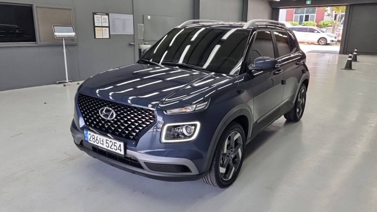 Hyundai Venue 1.6 Flux — пробег 39 048 км — фото 1 из 5