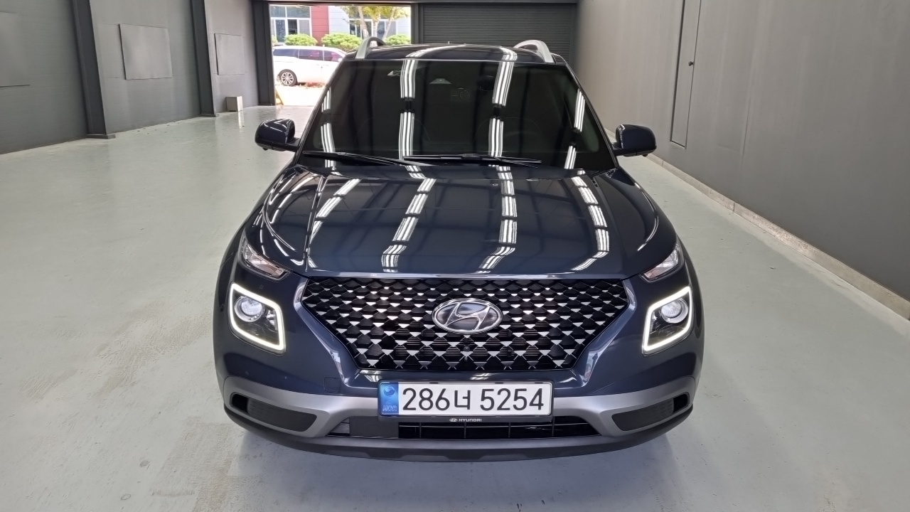 Hyundai Venue 1.6 Flux — пробег 39 048 км — фото 3 из 5