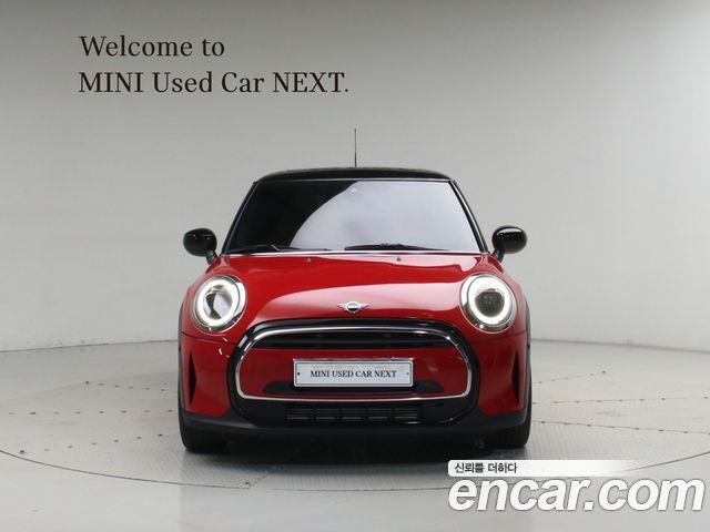 Mini Cooper Classic Plus Launch Pack Third Generation — пробег 33 164 км — фото 3 из 5