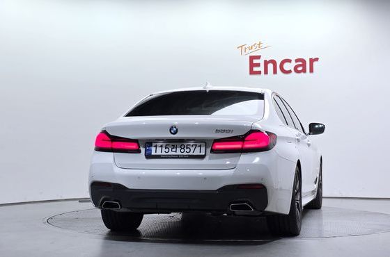 BMW 5-Series 530i M Sport Package — пробег 38 997 км — фото 4 из 5