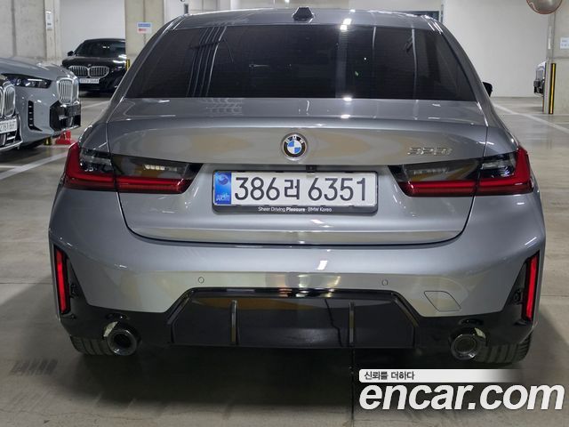 BMW 3-Series 320i M Sport — пробег 4 435 км — фото 4 из 5