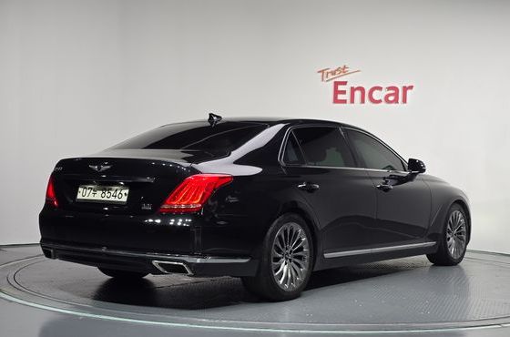 Genesis EQ900 3.3 T-GDI AWD Premiun Luxury — пробег 240 003 км — фото 2 из 5