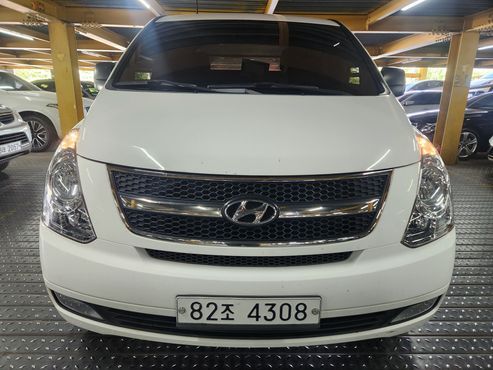 Hyundai Starex 3-Seater VAN CVX Luxury — пробег 237 881 км — фото 3 из 5