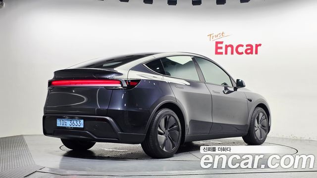 Tesla Model Y RWD — пробег 12 875 км — фото 2 из 5