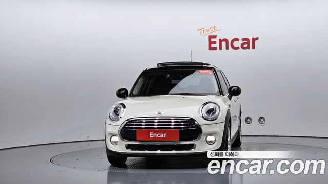 Mini Cooper 5Door HIGH 3rd — пробег 64 500 км — фото 3 из 5