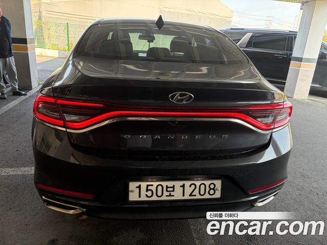 Hyundai Grandeur 3.0 LPi Modern Basic (Rental Car) — пробег 122 189 км — фото 4 из 5