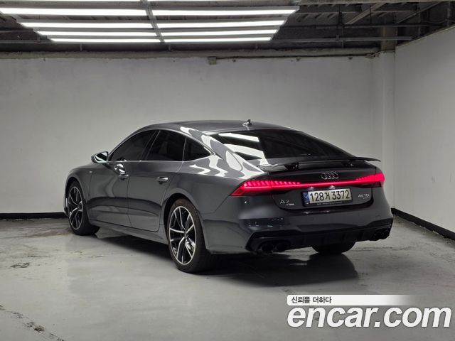 Audi A7 45 TDI Quattro Premium — пробег 72 000 км — фото 2 из 5