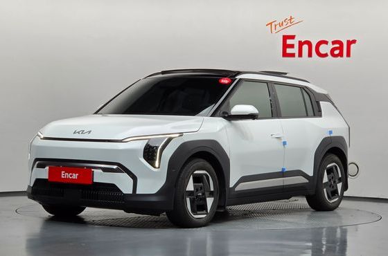 Kia EV3 Long Range 2WD Earth — пробег 12 603 км — фото 1 из 5
