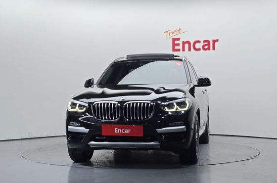 BMW X3 xDrive 20d — пробег 68 037 км — фото 3 из 5