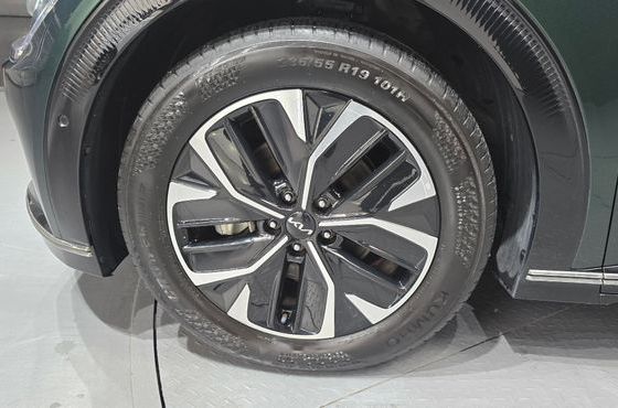 Kia EV6 Long Range 4WD Earth — пробег 59 190 км — фото 5 из 5