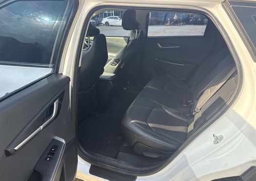 Kia EV6 Long Range Air — пробег 81 307 км — фото 4 из 5