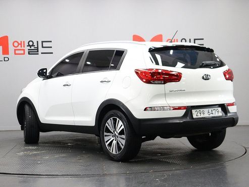 Kia Sportage Diesel 2WD Prestige — пробег 174 153 км — фото 4 из 5