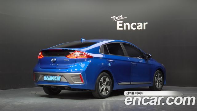 Hyundai Ioniq из Кореи Encar