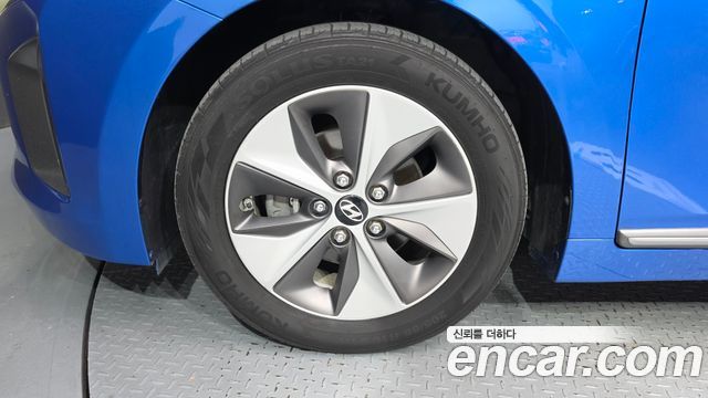 Hyundai Ioniq из Кореи Encar