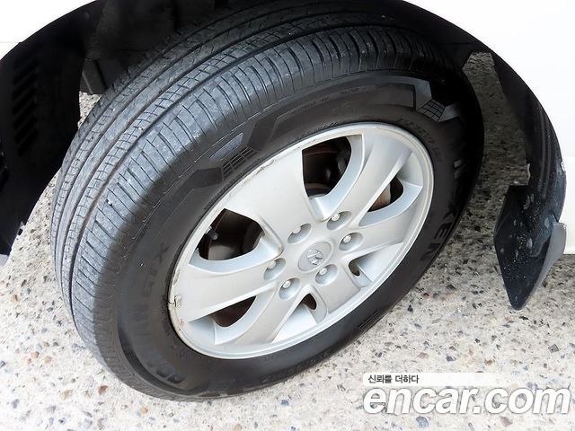 Hyundai Starex 4WD 11-Seater Wagon Smart — пробег 159 000 км — фото 5 из 5