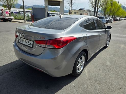Hyundai AVANTE M16 GDI Luxury — пробег 167 617 км — фото 3 из 5